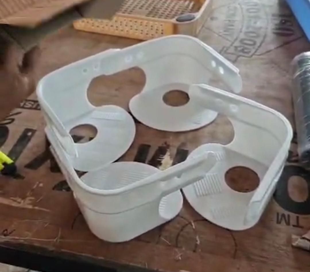 Say Goodbye to Wrinkled Sheets – Bedsheet Holder Clips